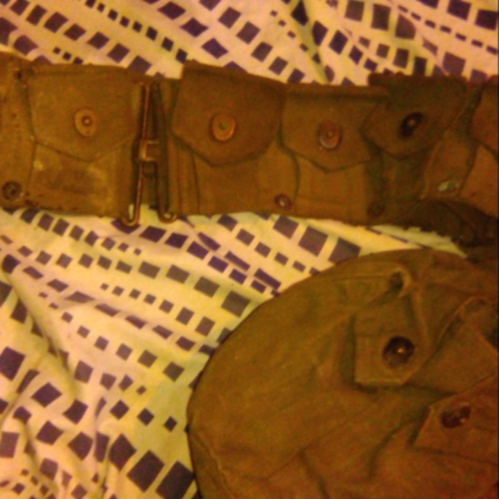 1923 30cal. Ammunition belt with canteen
